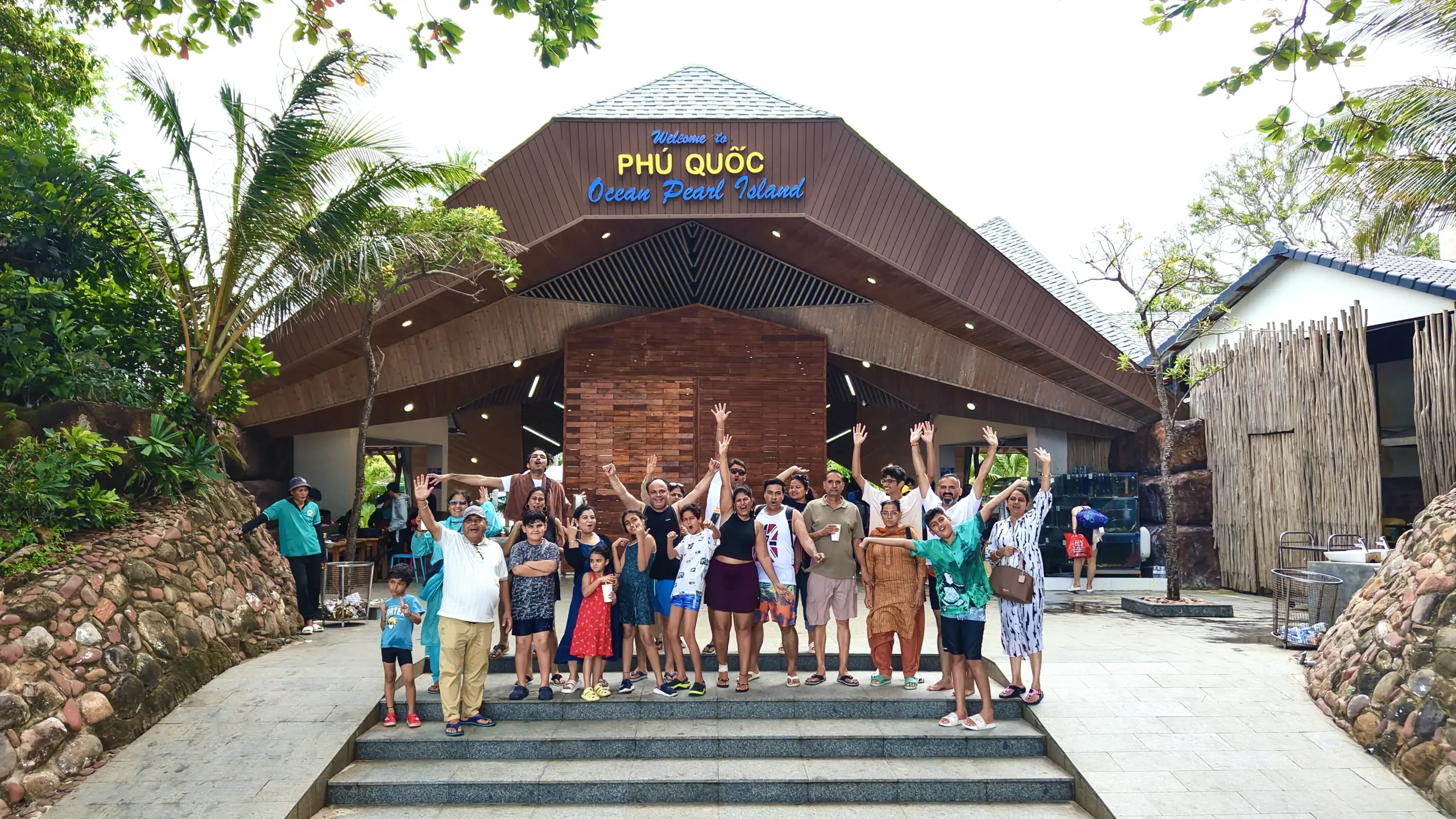 Northern Wonders & Island Escape: 8 Days Vietnam Highligh